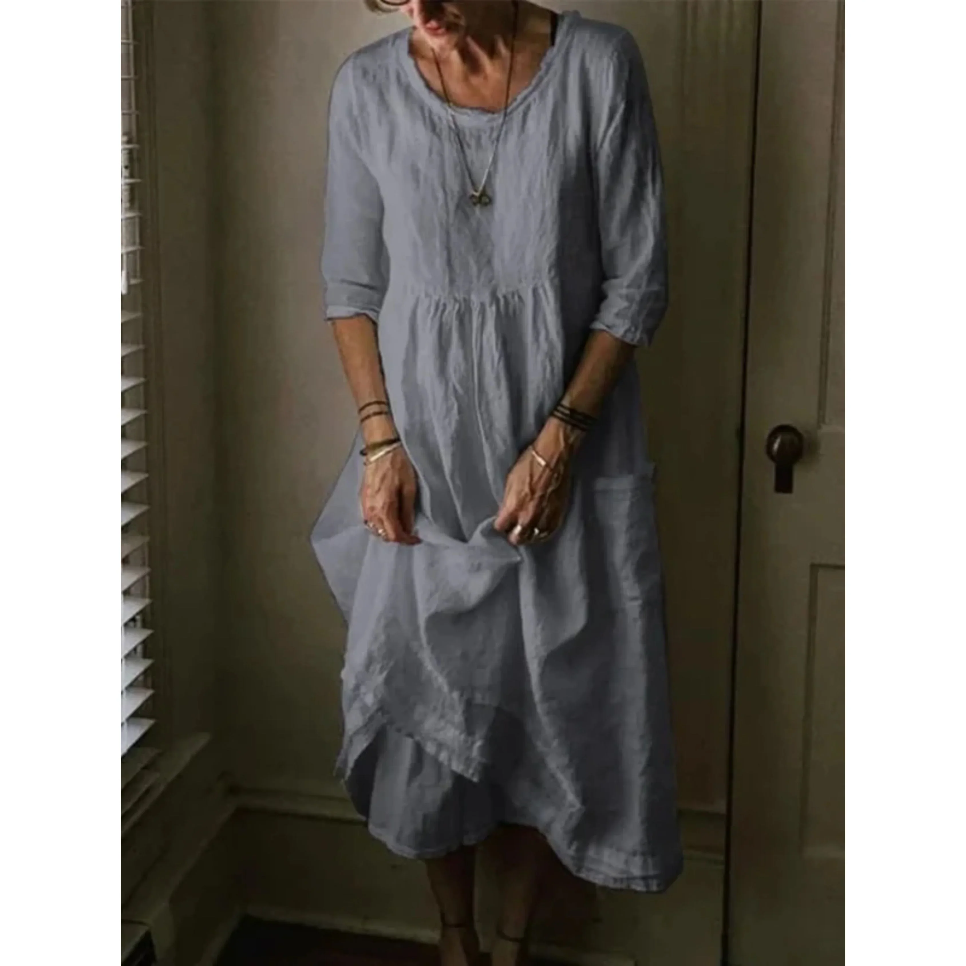 Robe Femme Col Rond | Manches 3/4 & Coupe Valorisante | Chic au Quotidien - Image 4